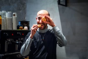 صنایع غذایی معینی پور صنایع غذایی و کیک کلوچه معینی پور